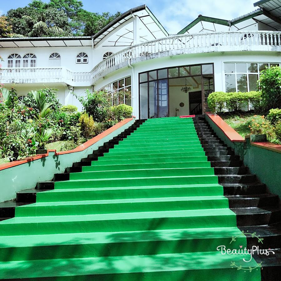 Royal Mount Hotel Канди Екстериор снимка